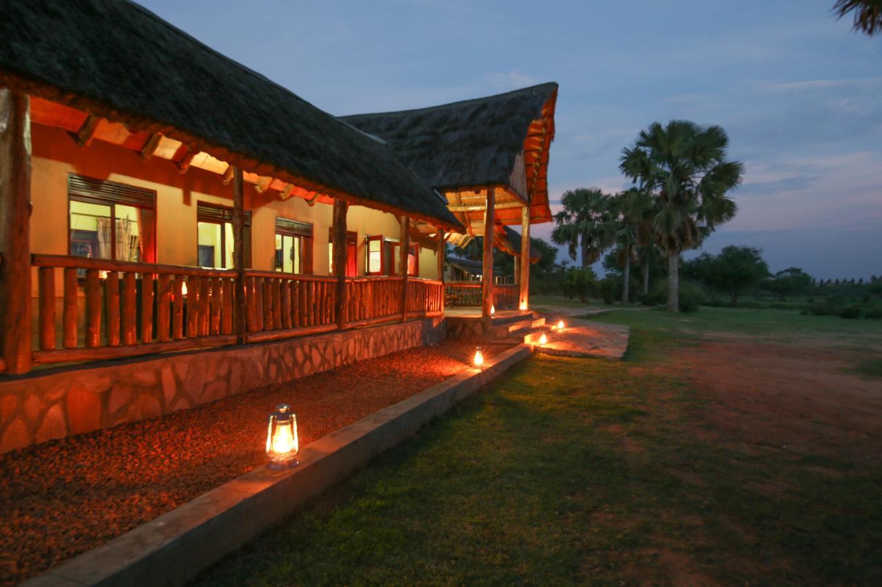 Pakuba Safari Lodge Nwoya Экстерьер фото