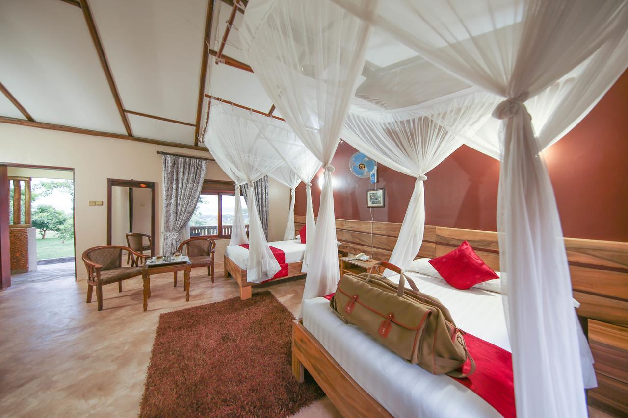 Pakuba Safari Lodge Nwoya Экстерьер фото